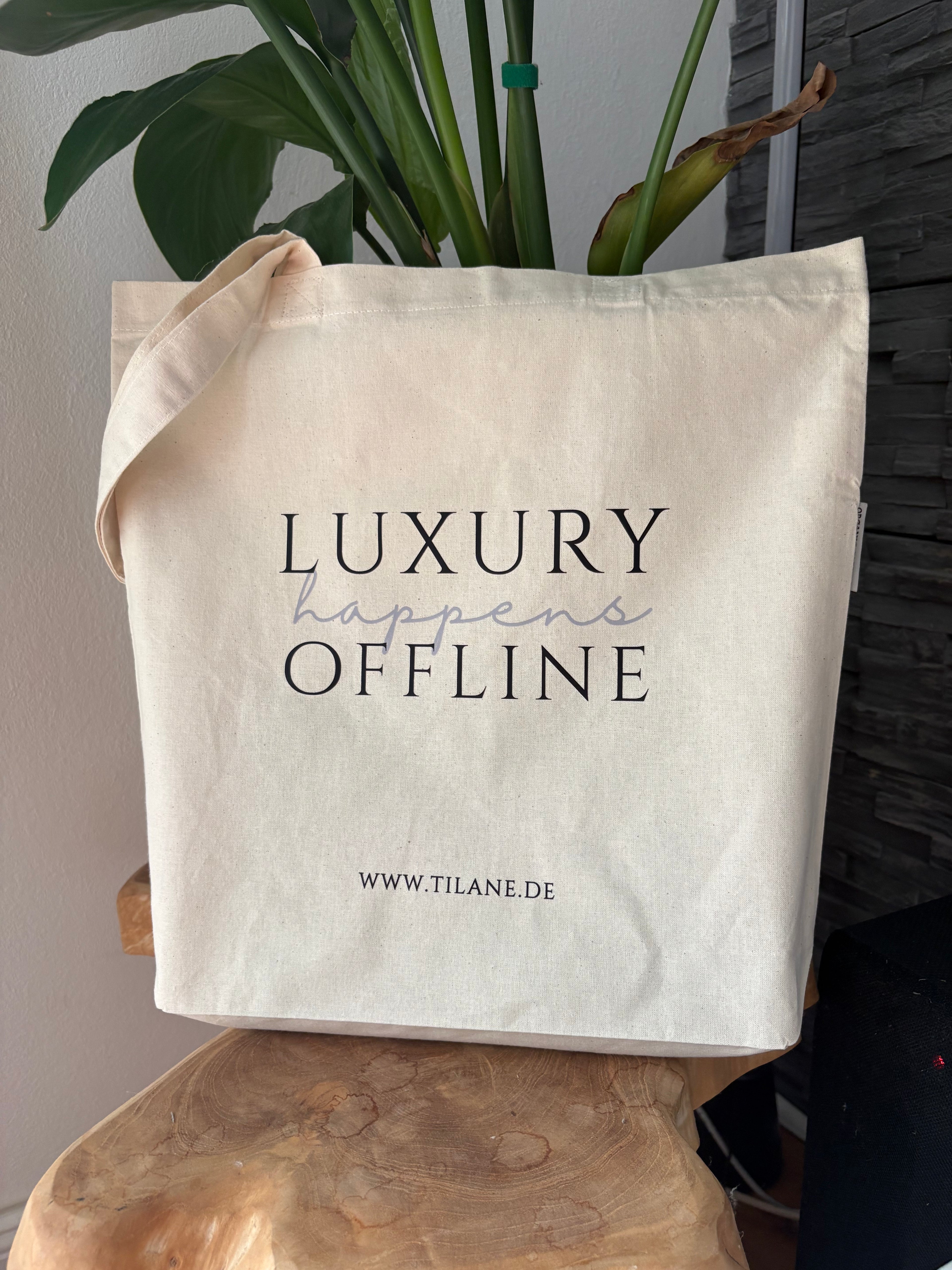 Stoffbeutel | LUXURY happens OFFLINE